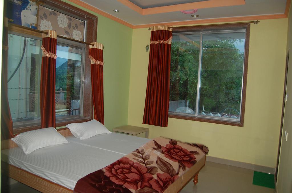 Anandam Palace Pushkar Exterior photo